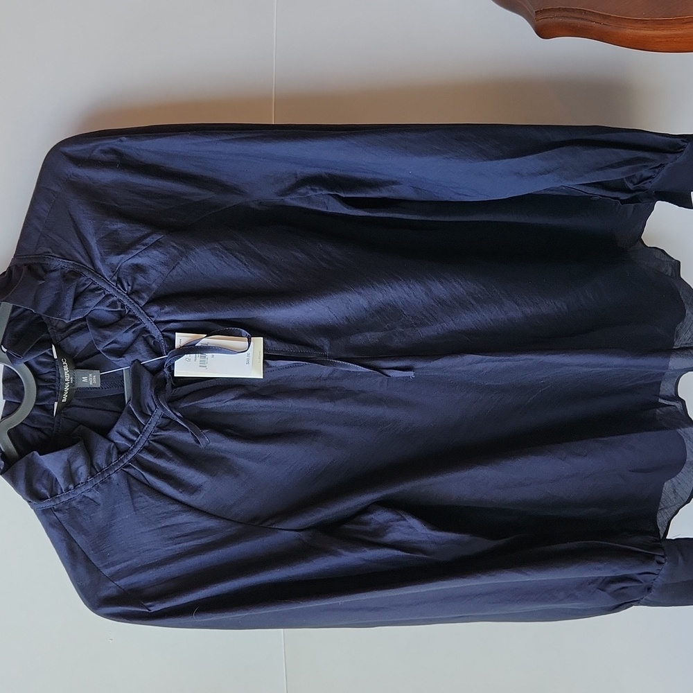 Banana Republic M NWT